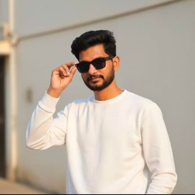 ksathishsh's profile picture. 🩷🩷🩷🩷🩷