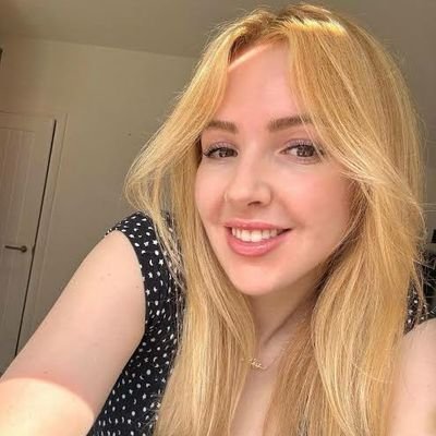 laura__marcus's profile picture. I love older man💜