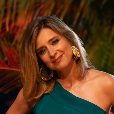 elisghv's profile picture. Pase lo que pase, siempre habrá una Campos que esté peor que tu.✨ @InesArrimadas🧡