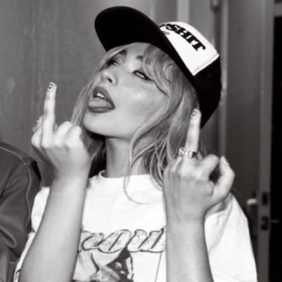 yukiohtml's profile picture. chronically confused | 28 ic&ooc