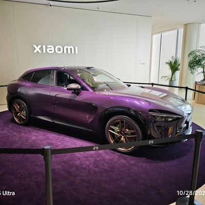 VZOGupdated's profile picture. who knows what?