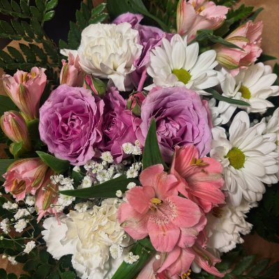 MysticAngelYL's profile picture. I am a cosmetic doctor and I love my job. I love hiking🧘‍♀️🐶🏌️‍♀️🏃♀️🏂