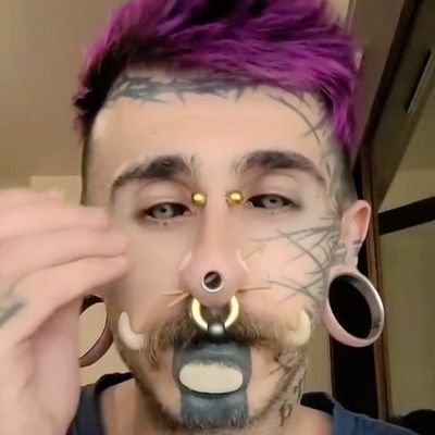 froiladelanyord's profile picture. Faig comentaris sobre política i altres coses.  ANTI EUROPA 👽