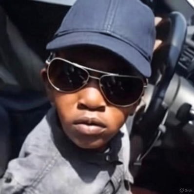 Ngwanaa_Sesi's profile picture. Seme is my name: Modern Feminist. I suffer from Basorexia. Don’t DM me, I’m a liberal Sex Activist toxic red flag. #OrlandoPirates #CheeseCorner.