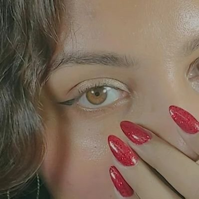 Kakegurui____03's profile picture. I talk about Books!!📚

#Nolefam