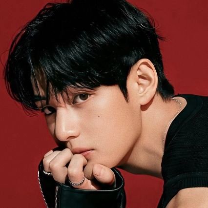 win_thver's profile picture. ˙˖ 𓏲  in this bangtan shit forever ˖ 𓏲