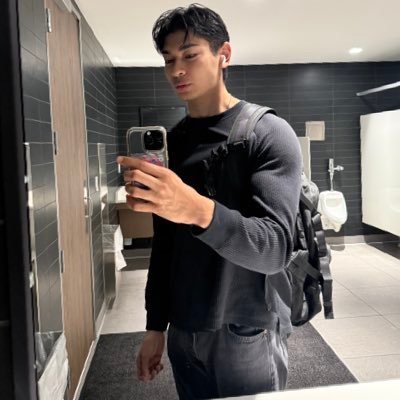 ecomsin's profile picture. crypto x ecom | @sinpnl