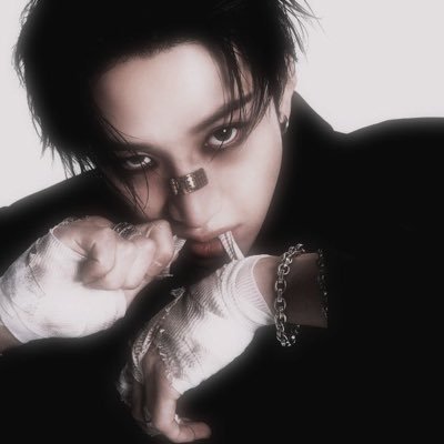 BeamWatcher's profile picture. ᴡᴇ’ʀᴇ ɢᴏɪɴɢ ᴛᴏ ʙᴜʀɴ ᴅᴏᴡɴ ᴛʜᴇ ᴡᴏʀʟᴅ ᴛᴏɢᴇᴛʜᴇʀ. #MDNI #SKZ #Bi #Parody #KPOP.