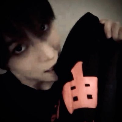 hyunicles's profile picture. she!her | not in recovery | #shtwt moots??