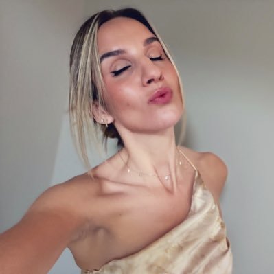 gabykate's profile picture. #onegirlandherdog