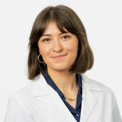 mira_martinezH's profile picture. #latinasinmedicine 🇲🇽🇵🇱 | Passionate about providing care to the underserved 🌻