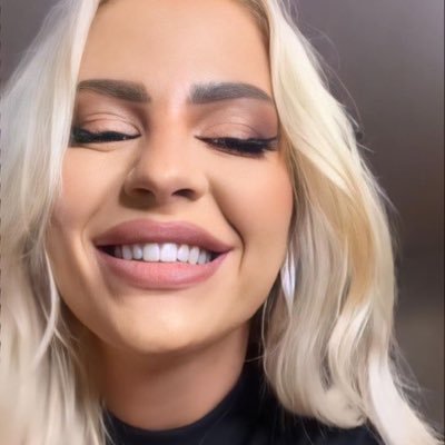 golittlecrazy's profile picture. Eu só sou responsável pelo que eu escrevo, não pelo que você entende.