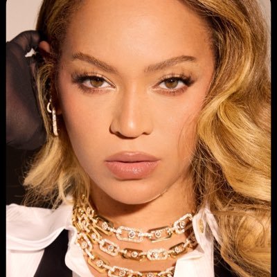 UltraFlyy23's profile picture. 