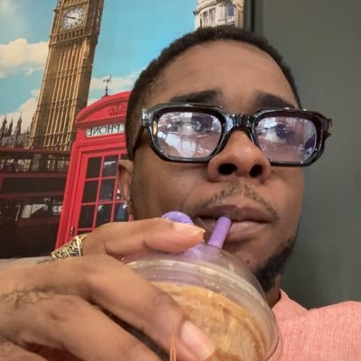 waxxp1's profile picture. lifestyle, fashion and everything luxury 😉