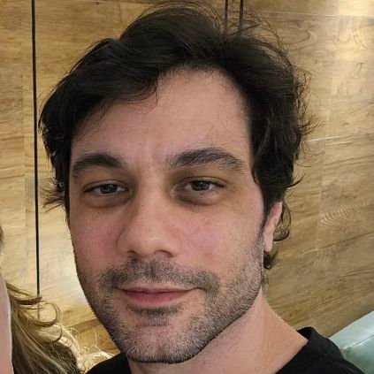 jlio_pimentel's profile picture. 