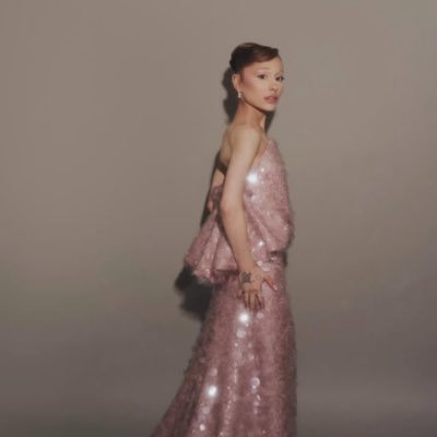 melinda_swiftie's profile picture. rip manlinda.. motherlinda is here