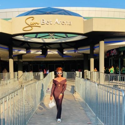 Nontoko70697553's profile picture. Nerd, forever indoors🏡. Lover of Music🎶, Whiskey😍, &guns.