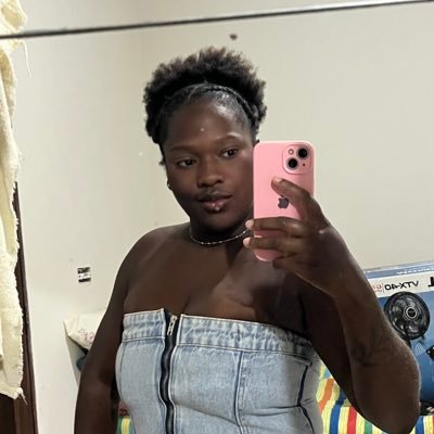 Jujuba_r14's profile picture. Daniel / Wizamir 🥀🖤