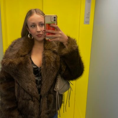 minasxler's profile picture. ⭐️