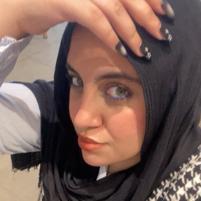 ruuii1_1's profile picture. @elgrandetoto | بوسي 👩🏻‍❤️‍👩🏼