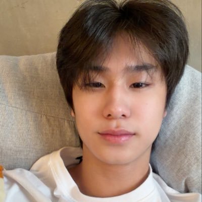 chenrc_j's profile picture. 