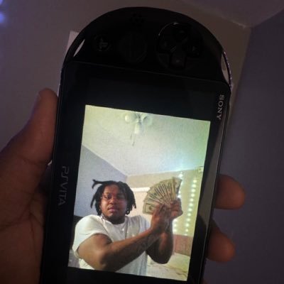 ItsJustMikey954's profile picture. Go listen to my music , I swea I’m good