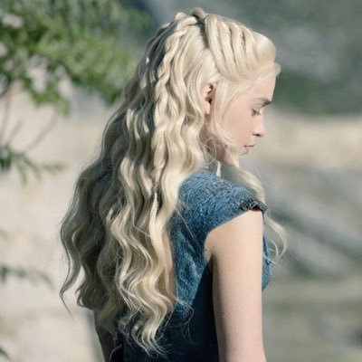 Misshiiz's profile picture. durmiendo o hablando con las voces