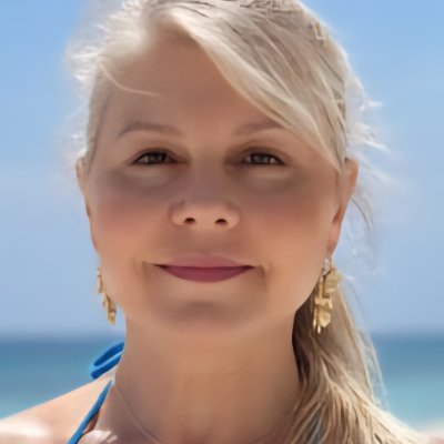 sunflow15685280's profile picture. Coffee, dog, art, food and nature lover. Laughter for medicine. Empath/Humanist. We are stardust & back to the stars we will return. Avarice hoards itself poor.