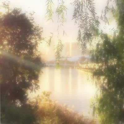 malapetaka_'s profile picture. trying to get her sparks back