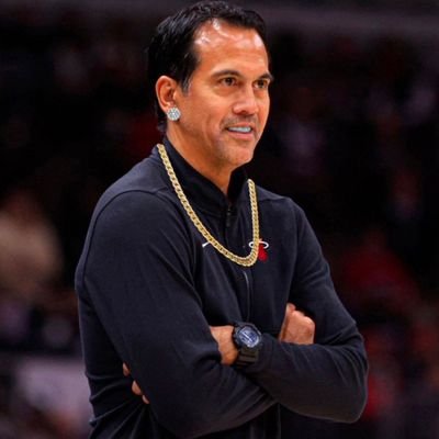 NFLCON's profile picture. Por mis padres nací, por Justin Herbert moriré