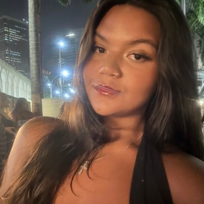 imsojuliab's profile picture. tenho o coração puro, meu problema é de cabeça