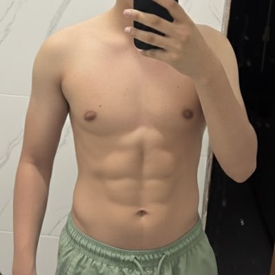 gzinnofic's profile picture. Grupo +18 Free  https://t.co/Tf5jS39UrI