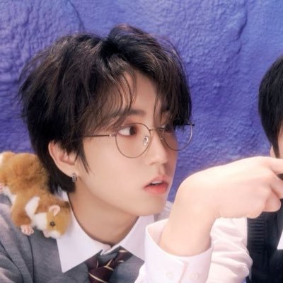 jisungsdeer's profile picture. miso + ot8 lover | 21 | semi nsfw