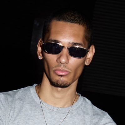 la4real97's profile picture. 