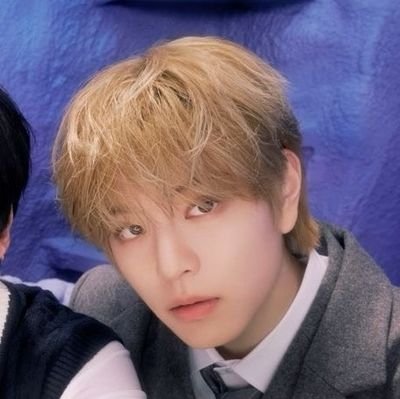 mimostarpup's profile picture. that one oomf that's too minchansung pilled