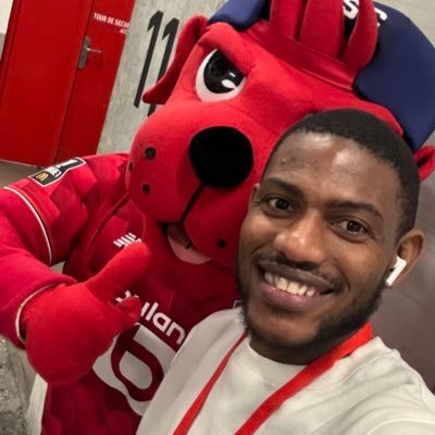 Sawyerr_'s profile picture. Esther 2:17