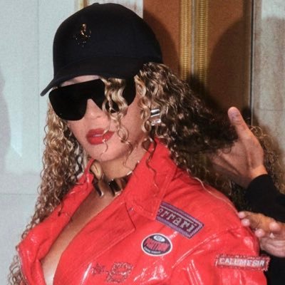 iuhdrought's profile picture. only echoes on the return…