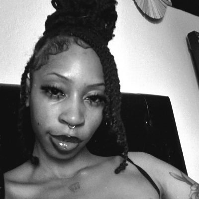 theesluttyvirgo's profile picture. 🏳️‍🌈