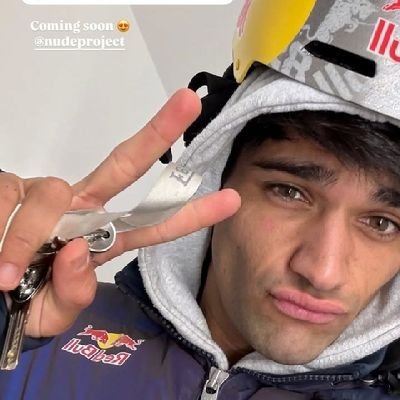 pereztanic's profile picture. i still believe in #ver5tappen