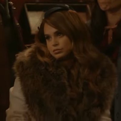 lalanilover's profile picture. they’re gonna kill ro in etn lost tapes just tryna prepare mentally