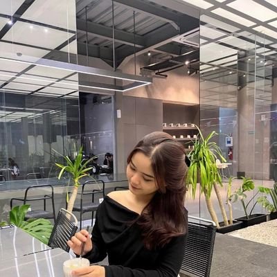 BabyOlivie16's profile picture. 26 | Reply Girl | WEB 3 | Pretty things & positive vibes only ✨ $MMGA 💎