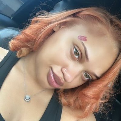 CarlyJones011's profile picture. I’m Carly just here to have fun 🤩☮️😍😍💦follow to see more of me