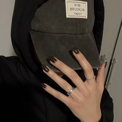 ljix17's profile picture. 𖣂 #INTJ