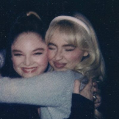 lacysbrina's profile picture. #CINDYLOUWHO: breaking my heart, ‘tis the season i guess. 🎄