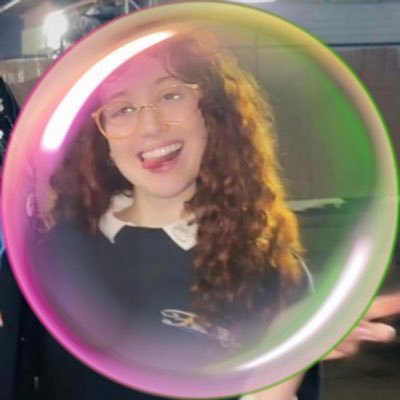 ronanbarnesz's profile picture. bad day for bella baxter