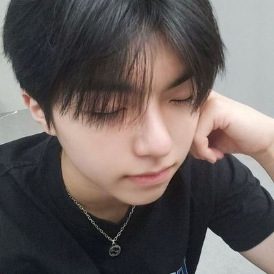 ishiiranaway's profile picture. i repost any group i stan in this acc | #freeshizuku