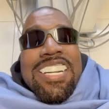 leuxforbidden's profile picture. 