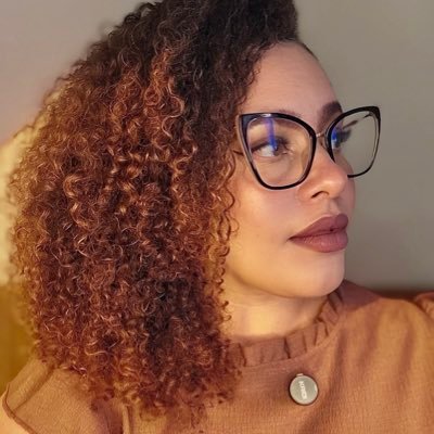 talitismo's profile picture. Advogada que advoga, de férias de concurso público.