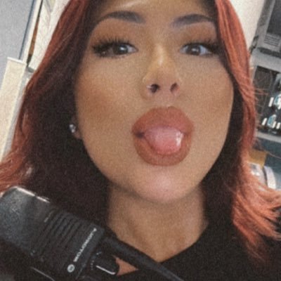 lexiv_j's profile picture. ♡