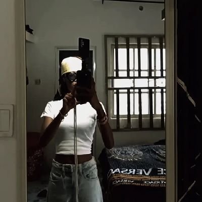 yaiffos's profile picture. Becoming better is all that matters to me 💕. Model. Writer. Fashion. I am what art is.